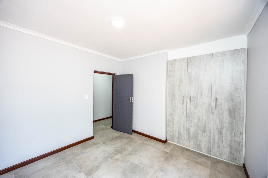 4 Bedroom Property for Sale in Blue Bend Eastern Cape